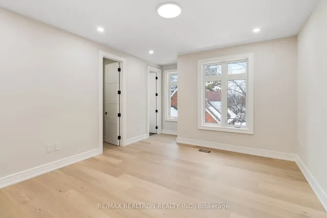 Additional image 31 of 49 Grantbrook St