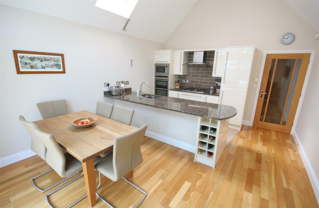 Additional image 18 of Frinton Road, Kirby Cross, Frinton-On-Sea