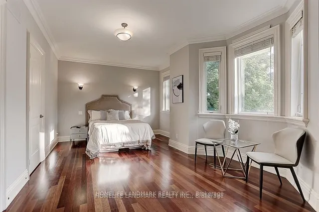 Additional image 23 of 34 Moccasin Tr