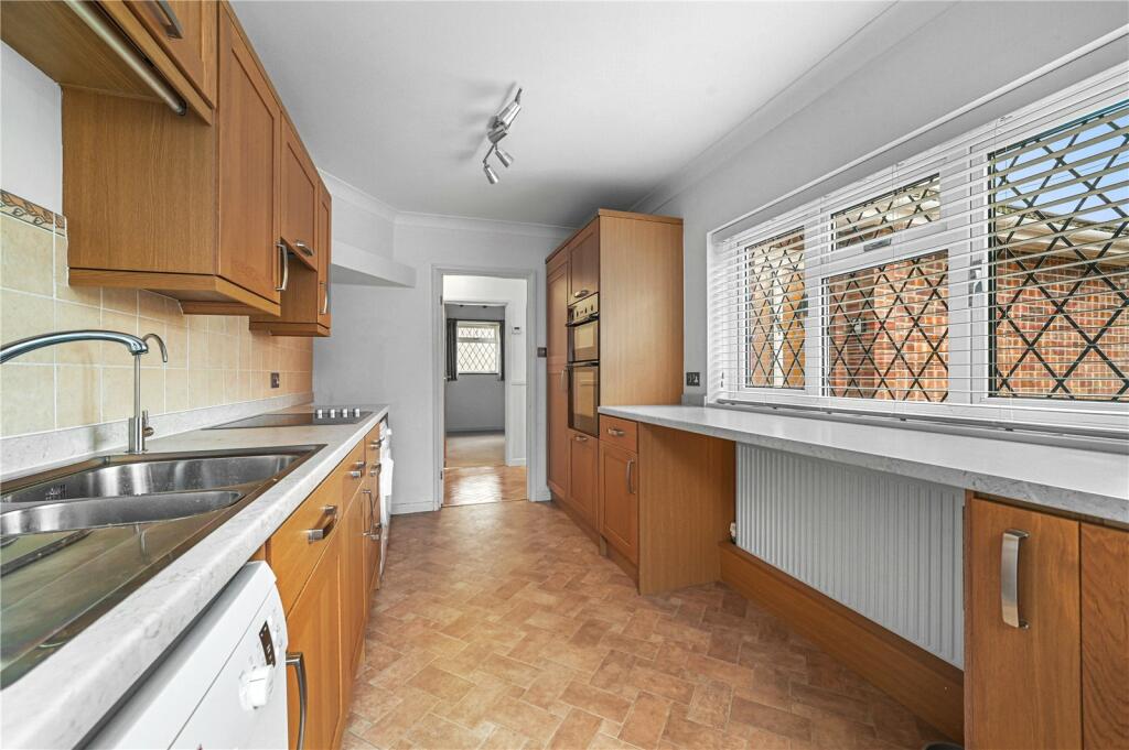 Additional image 9 of Hadleigh Road, East Bergholt, Colchester, Suffolk, CO7