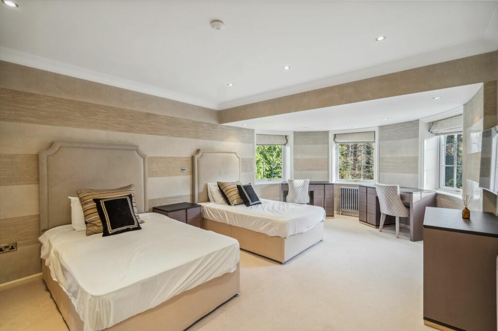 Additional image 15 of The Gatehouse, 45 Shirley Hills Road, Croydon, CR0 5HQ