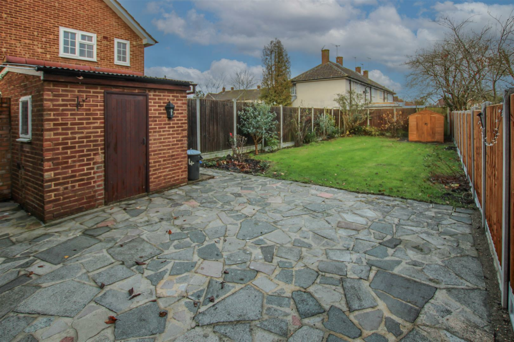 Additional image 12 of The Broadwalk South, Brentwood