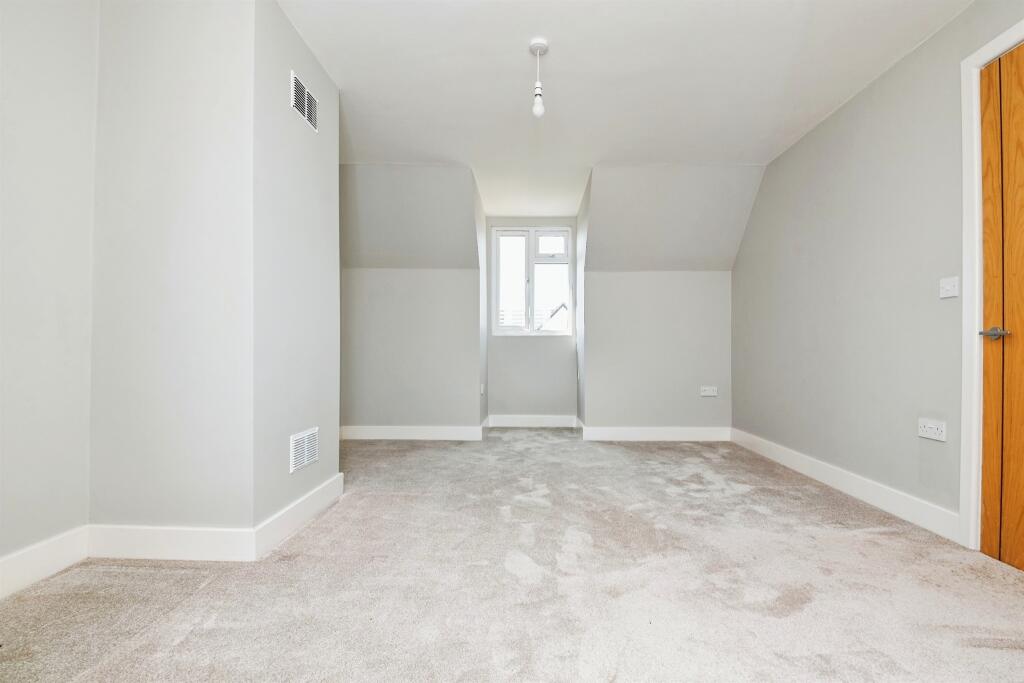 Additional image 11 of Fern Way, Jaywick, Clacton-On-Sea