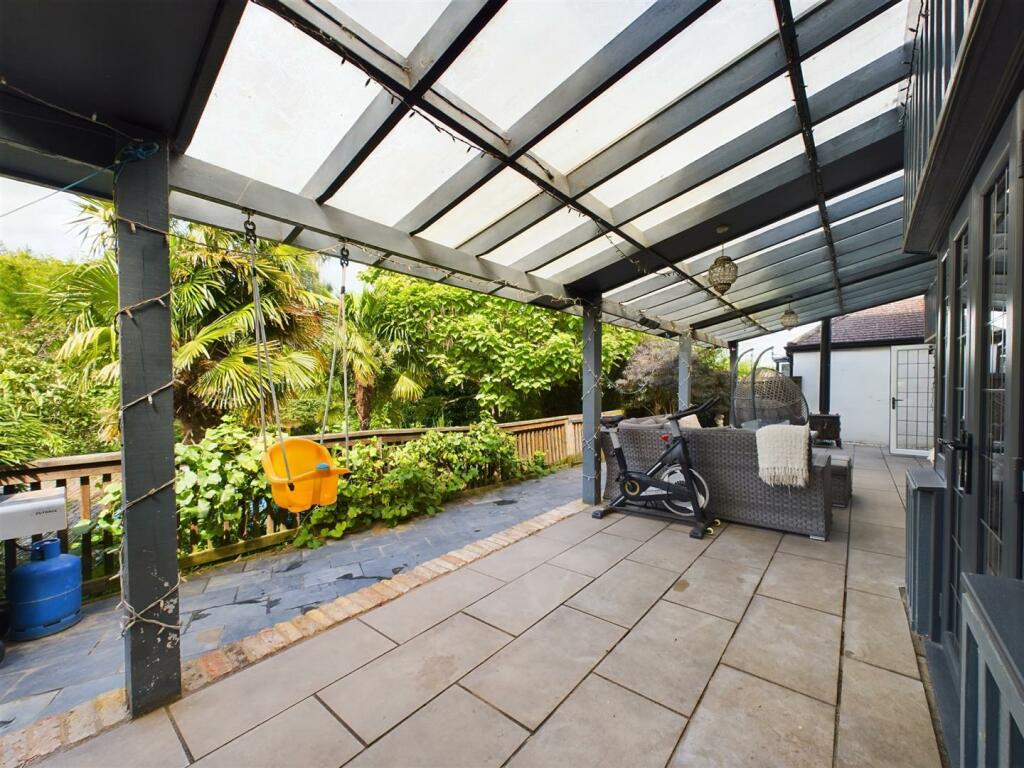 Additional image 19 of Lackford Road, Chipstead, Coulsdon