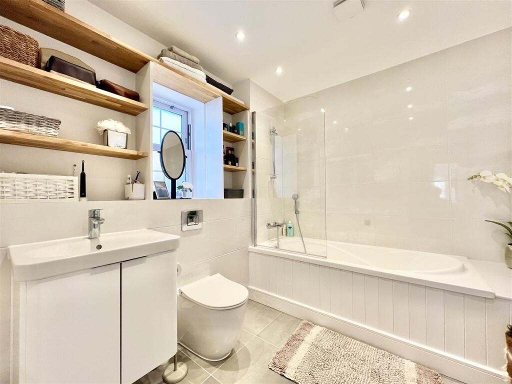 Additional image 26 of Maple Close, Writtle, Chelmsford