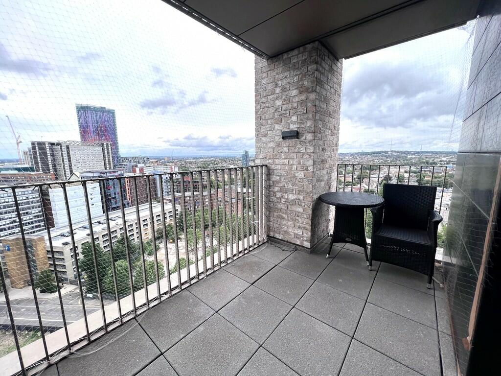 Additional image 4 of Caithness Walk, East Croydon