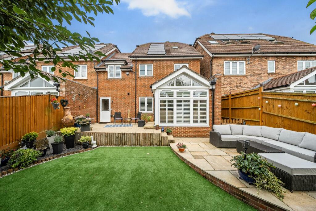 Additional image 16 of Willow Mews, Caterham, CR3