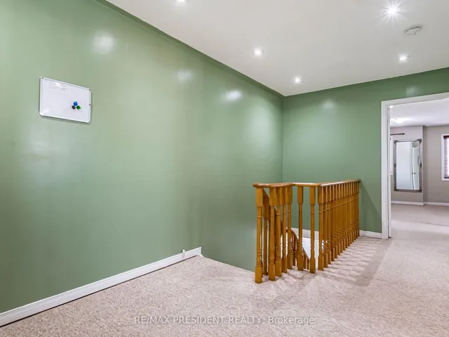 Additional image 22 of 42 Ural Circ