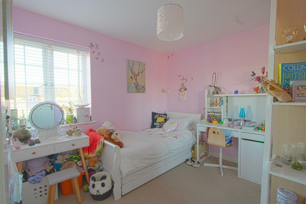 Additional image 10 of Rosebay Avenue, Billericay