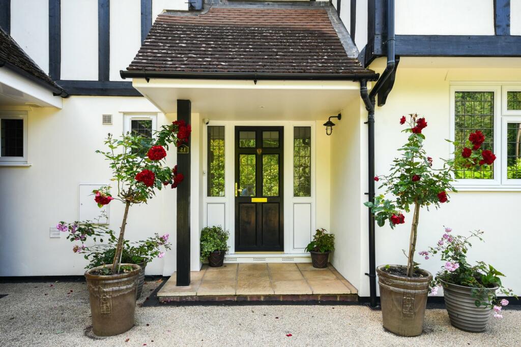 Additional image 39 of The Avenue, Brentwood, CM13