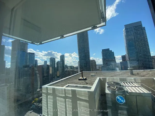 Additional image 21 of 28 Wellesley St Unit 2601