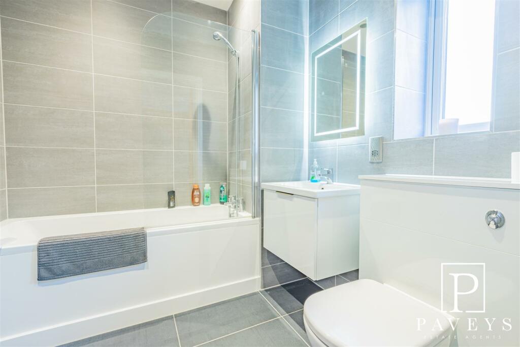 Additional image 16 of Orchard Crescent, Kirby Cross, Frinton on Sea