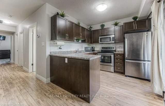 Additional image 13 of 38 Howe Dr Unit 6B