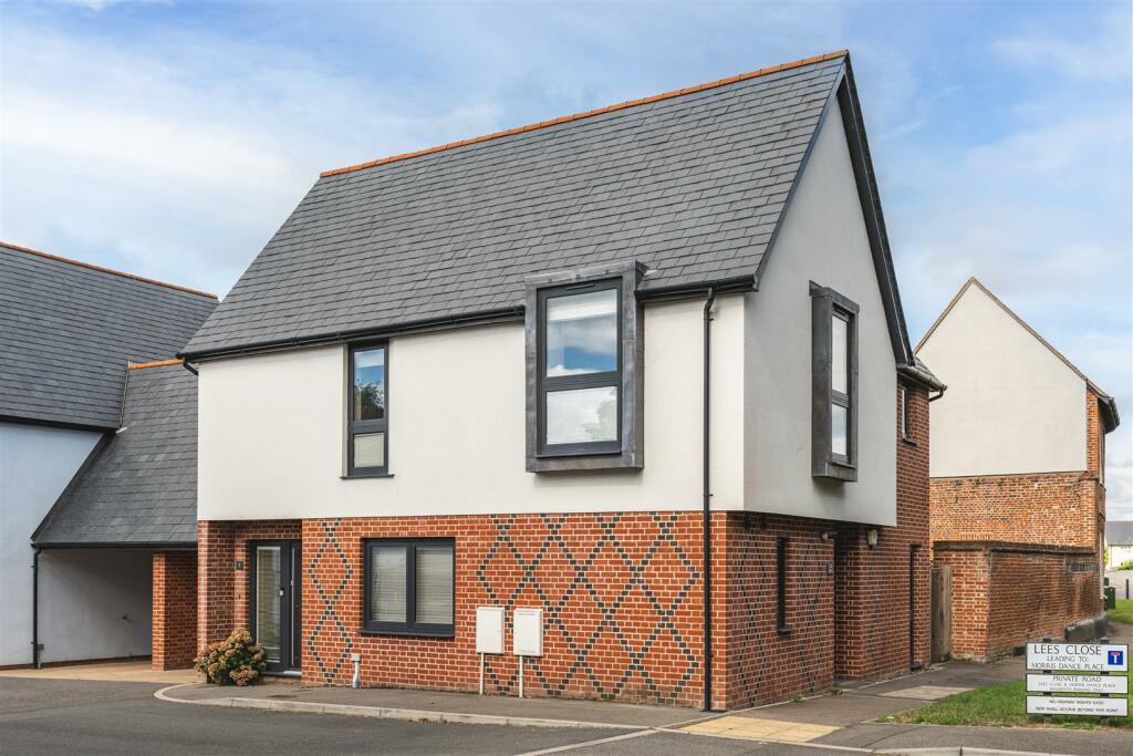 Additional image 14 of Lees Close, Thaxted, Dunmow