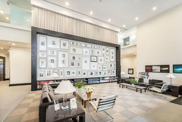 Additional image 37 of 438 King St Unit Ph03