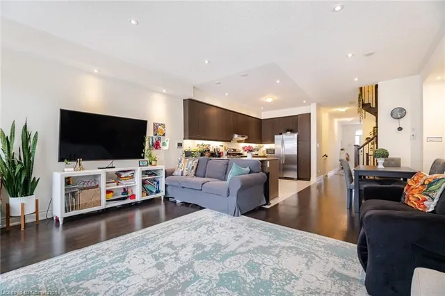 Additional image 13 of 7 Lady Evelyn Cres