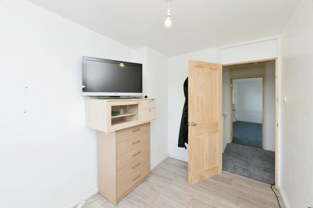 Additional image 7 of Little Pynchons, HARLOW