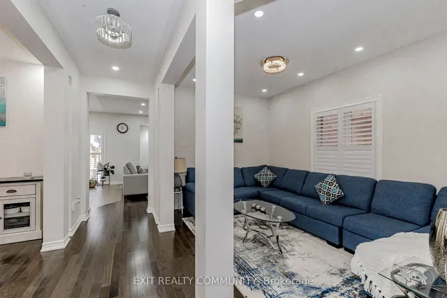 Additional image 6 of 31 Lola Cres