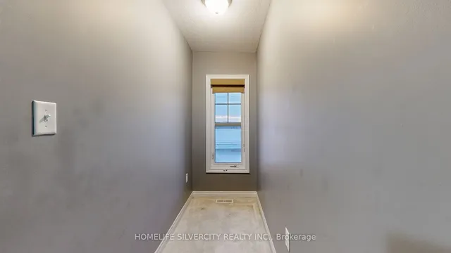 Additional image 31 of 41 Padbury Tr