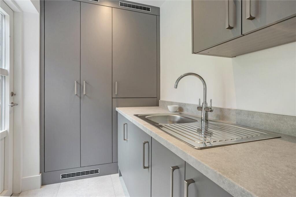 Additional image 5 of Woodplace Lane, Coulsdon, CR5