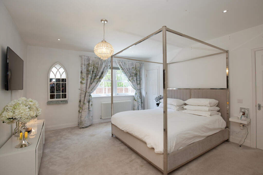 Additional image 25 of Glebe Road, Ramsden Bellhouse, Billericay