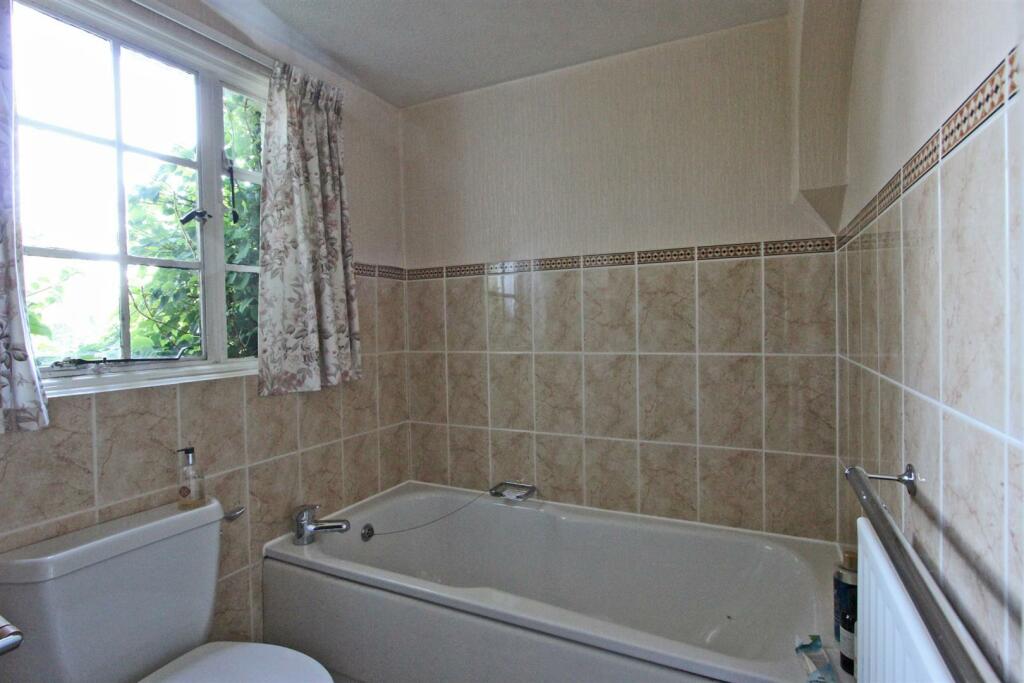 Additional image 24 of How Lane, Chipstead, Surrey
