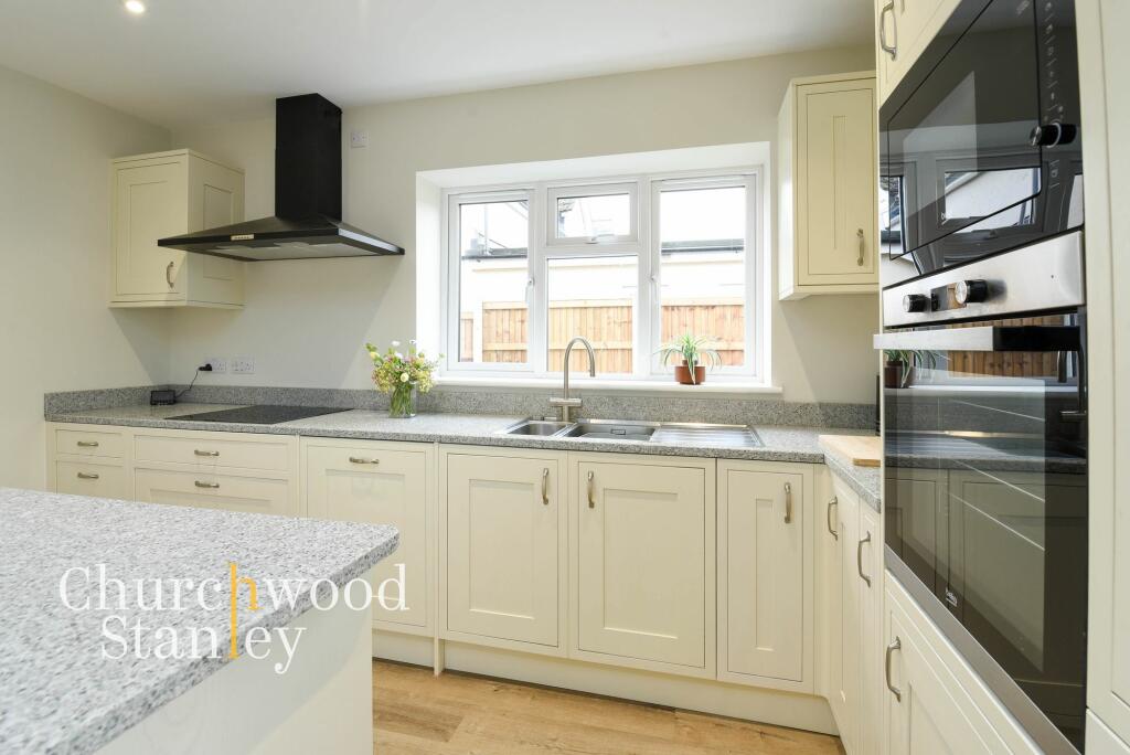 Additional image 8 of New Village, Brantham, CO11