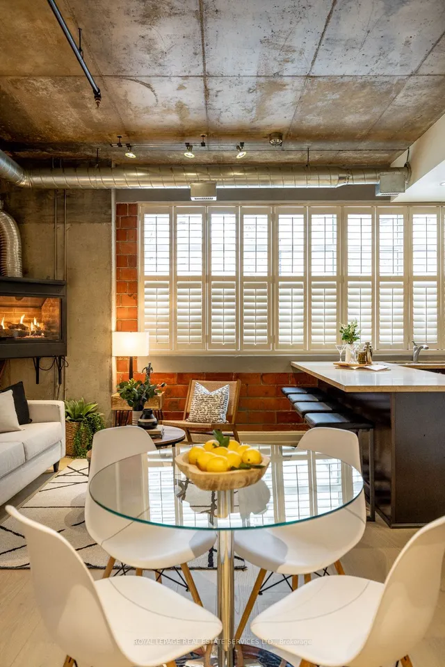 Additional image 26 of 10 Wellesley Pl Unit 101