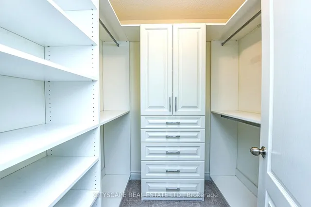 Additional image 16 of 8652 Financial Dr