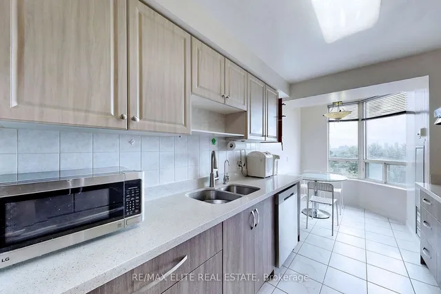 Additional image 7 of 5001 Finch Ave Unit 611