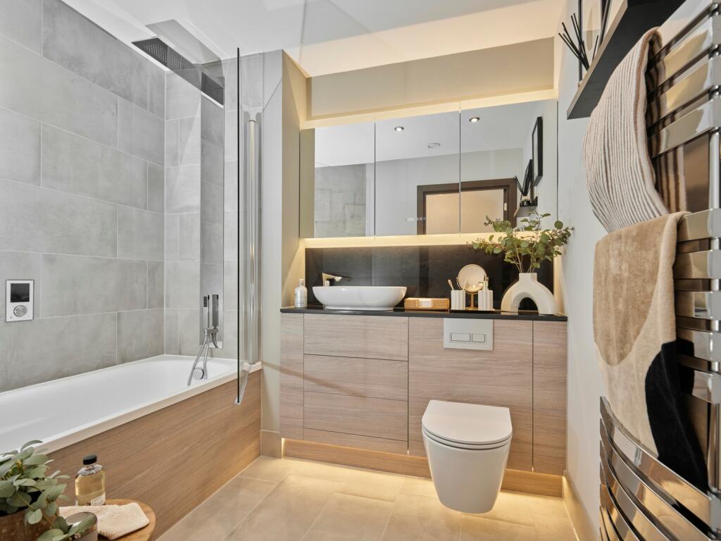 Additional image 10 of Brentwood Central, Western Road, Brentwood