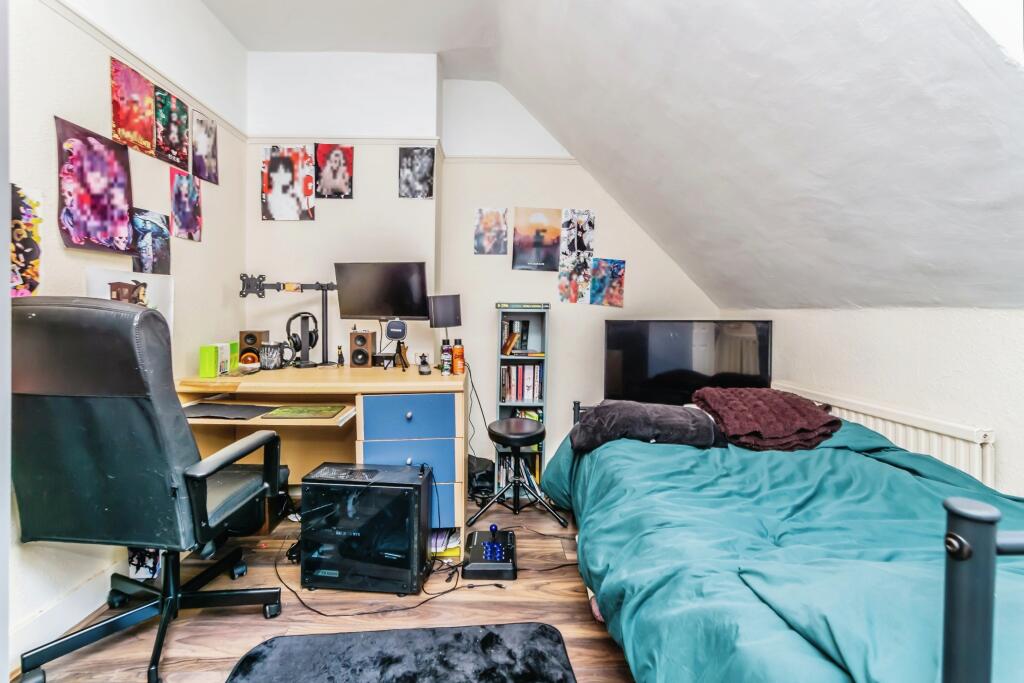 Additional image 10 of Croydon Road, Caterham, Surrey, CR3