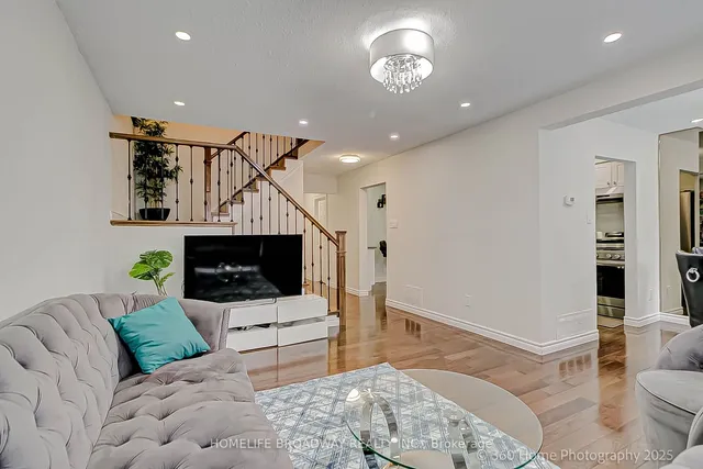 Additional image 8 of 266 Mcnicoll Ave