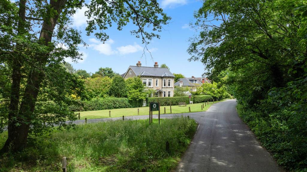 Additional image 45 of How Lane, Chipstead