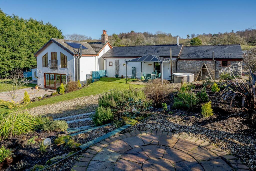 Additional image 3 of Glan Llyn Farmhouse, Pant Du Road, Mold, CH7 4DD