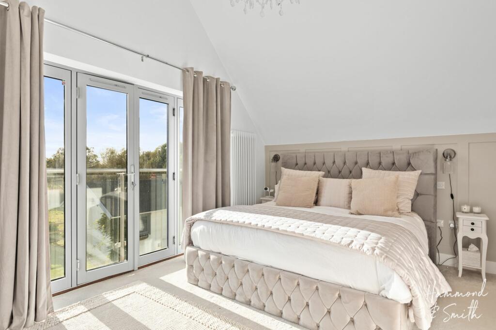 Additional image 17 of London Road, Hastingwood