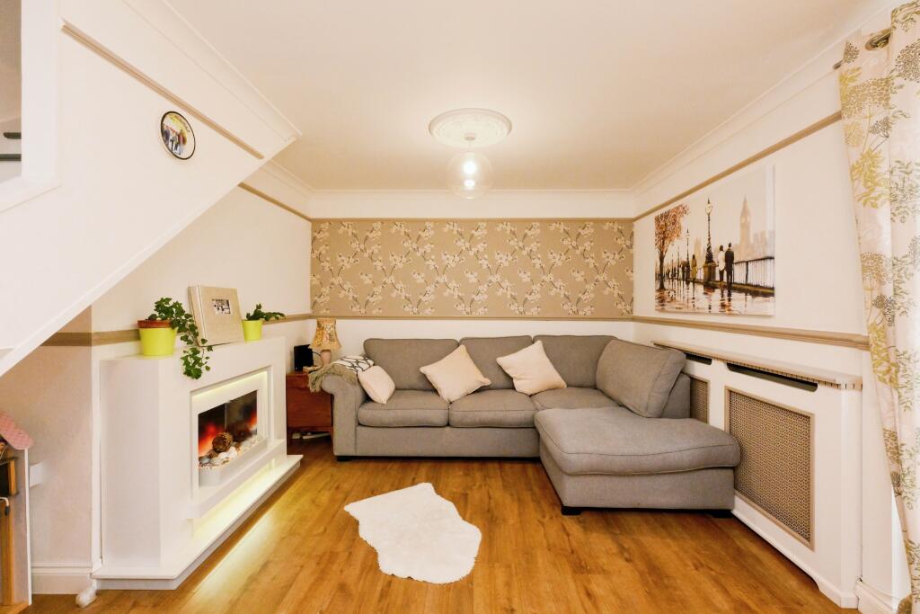 Additional image 3 of Upper Mealines, Harlow, CM18