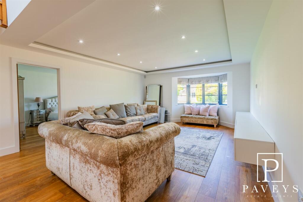 Additional image 24 of White Lodge Crescent, Thorpe-Le-Soken