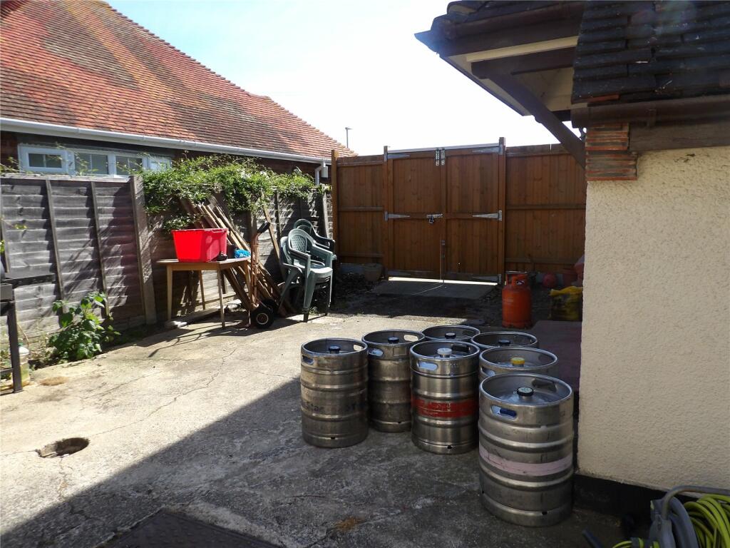 Additional image 10 of 7 Wash Lane, CO15