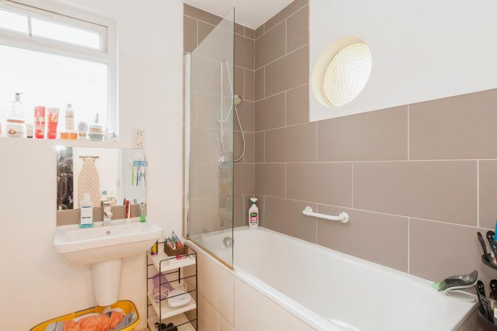 Additional image 11 of Woodmere Close, Croydon, CR0