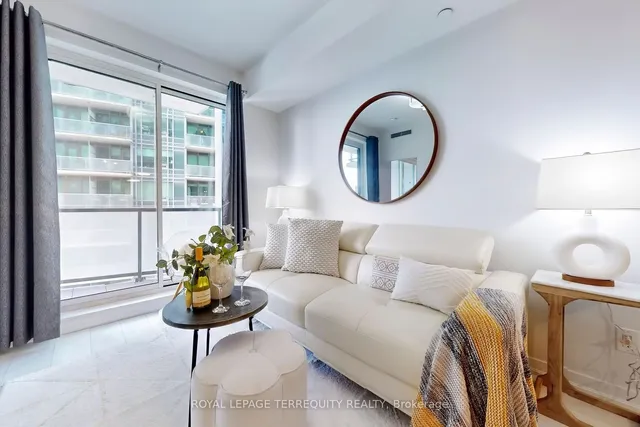 51 East Liberty St Unit 901