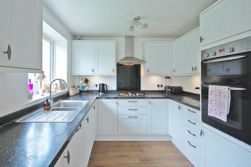 Additional image 3 of Thresher Rise, Braintree