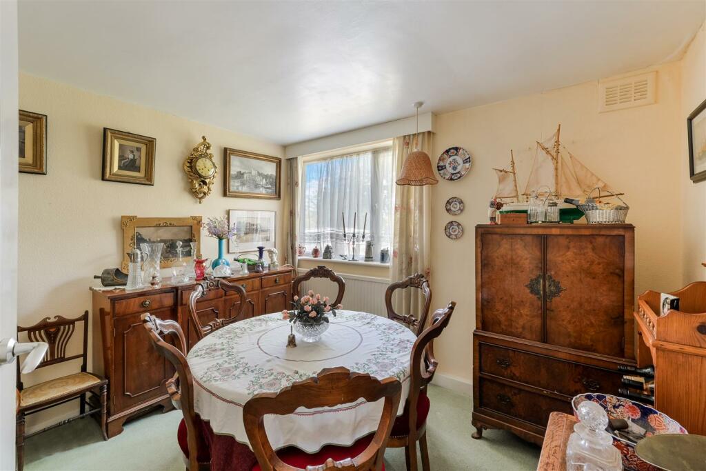 Additional image 12 of High Road, Chipstead, Coulsdon