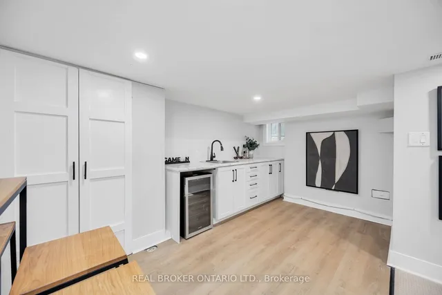 Additional image 33 of 34 Earl Haig Ave