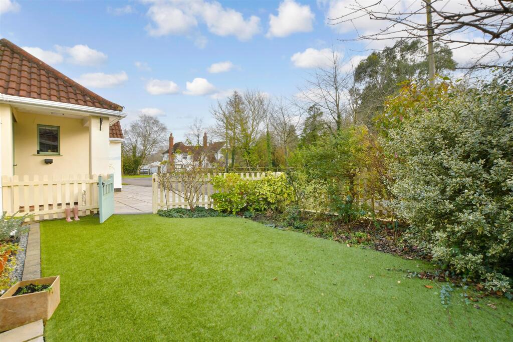 Additional image 18 of Salmonds Grove, Ingrave, Brentwood, Essex