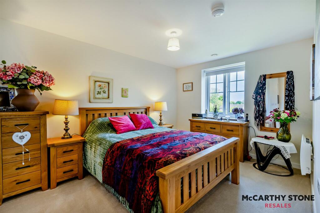 Additional image 30 of Hooton Road, Willaston, Neston