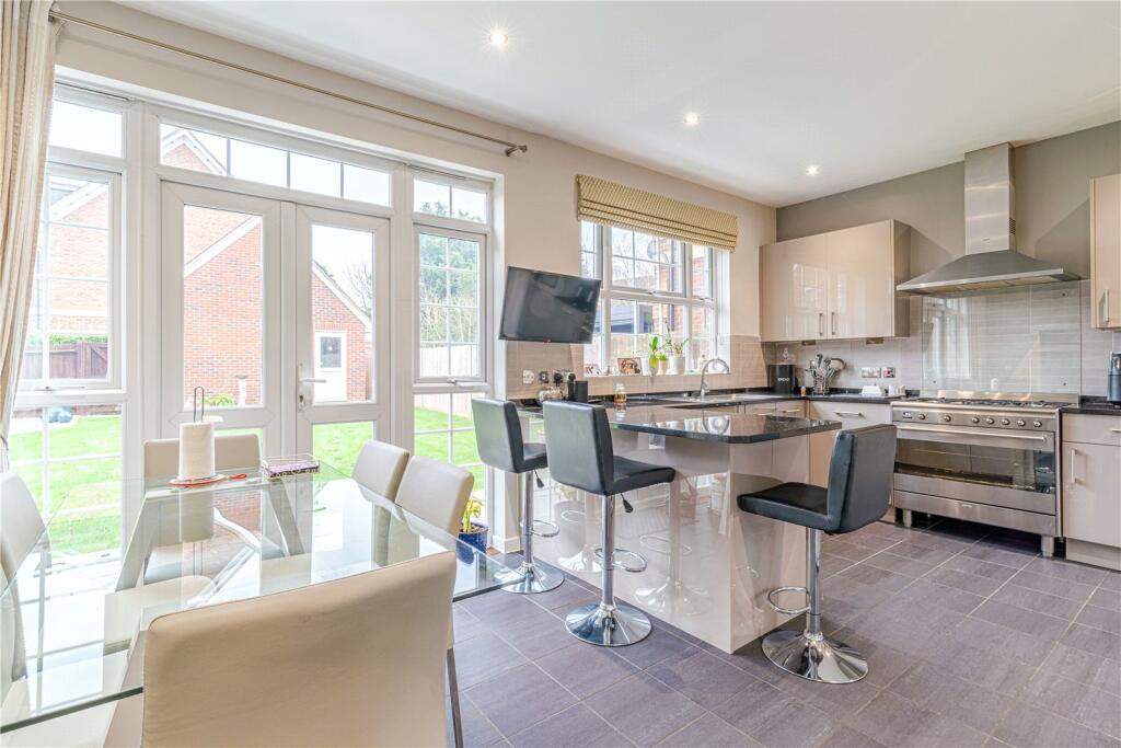 Additional image 6 of Brook Farm Close, Bishop's Stortford, Hertfordshire, CM23