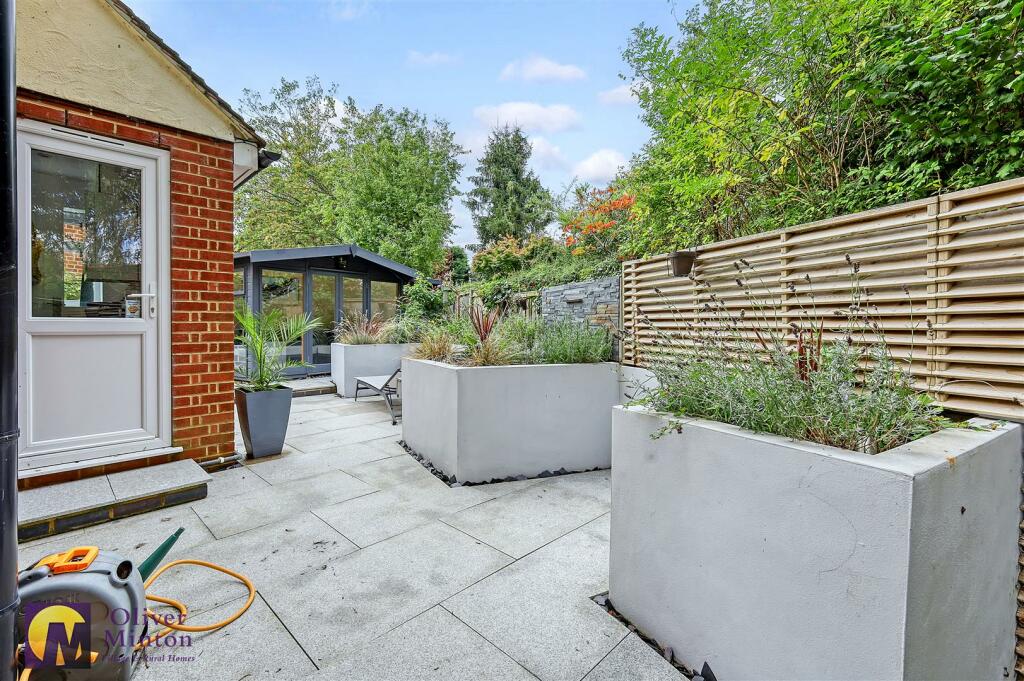 Additional image 32 of Hansells Mead, Roydon