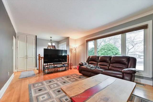 Additional image 7 of 75 Sloane Ave