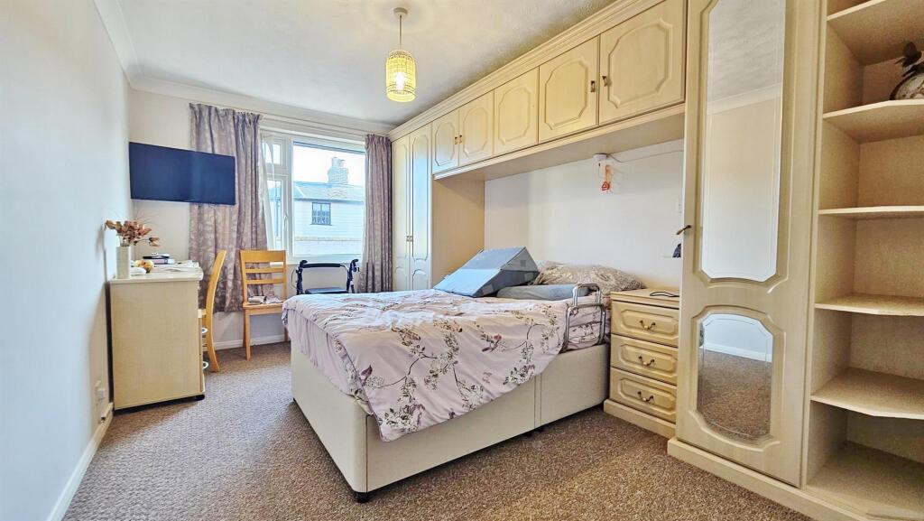 Additional image 4 of North Street, Walton On The Naze